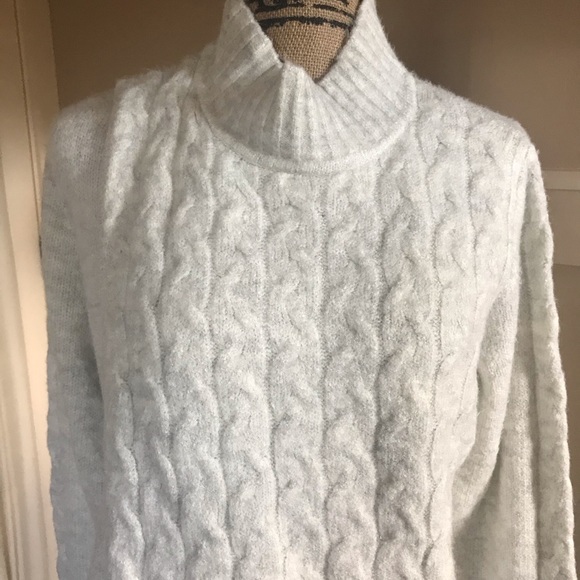 Villa Clothes Sweater - Picture 5 of 6